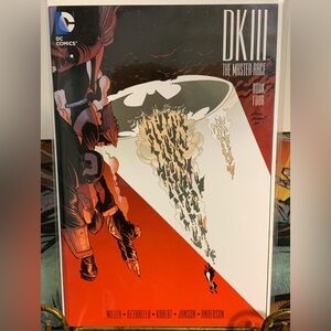 Dark Knight III: The Master Race #4 (2016)
Comic book